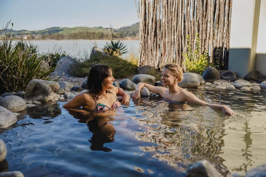Polynesian Spa Rotorua: Lake View Private Pools Experience - Getting Started at Polynesian Spa: Separate Reception and Your Own Changing Space