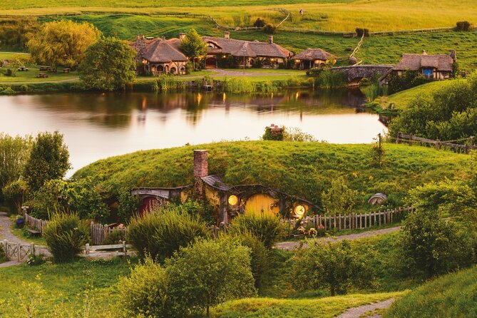Premium Hobbiton Small Group Day Tour from Auckland - Quick take: what makes this Auckland to Hobbiton tour worth your time