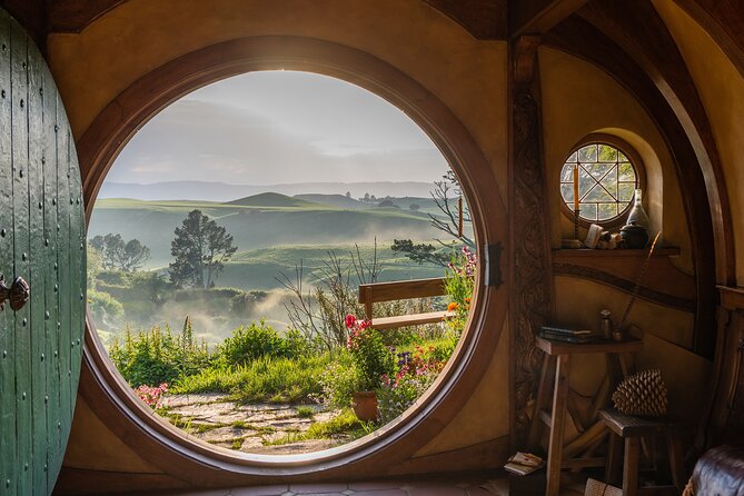 Premium Hobbiton Small Group Day Tour from Auckland - Leaving Auckland: the Waikato drive, photo stops, and onboard commentary