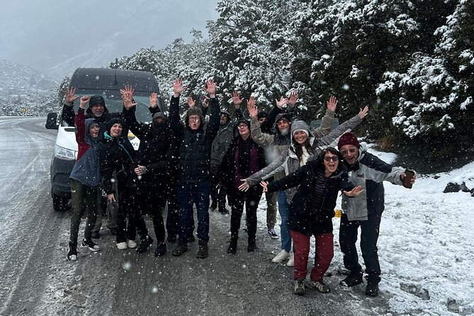 Premium Milford Sound Small Group Tour & Cruise from Queenstown - Lake Te Anau break: reset your legs before the national park