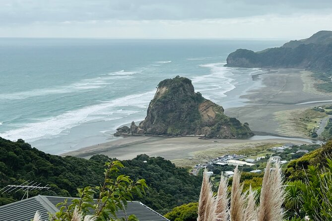 Private Auckland best Spots + Piha beach and rainforest day Tour - How the private route out of Auckland keeps your day stress-free