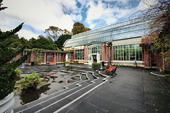 Private Auckland City Highlights Tour - Mount Eden crater-rim walk: the fastest way to read Auckland’s volcano map