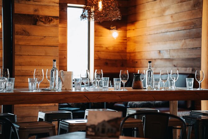 Private Central Otago Wine tasting Tour with Gourmet Lunch. - Luxury transport and your guide Luwis, the secret sauce