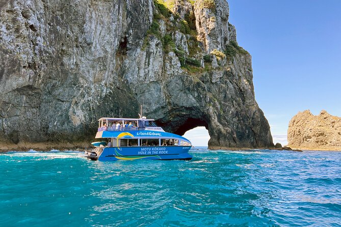 Private Charter: Hole in the Rock Cruise with Island Stopovers - Snorkeling and stand-up paddleboarding, with gear included