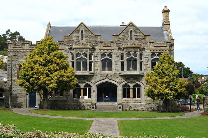 Private Christchurch City Highlight Half Day Tour - Christchurch Botanic Gardens: Garden City Calm in 50 Minutes