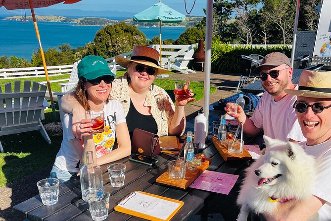 Private Dog Friendly Wine Tour with your Local Guide - Lunch stop: planning your spending without killing the vibe