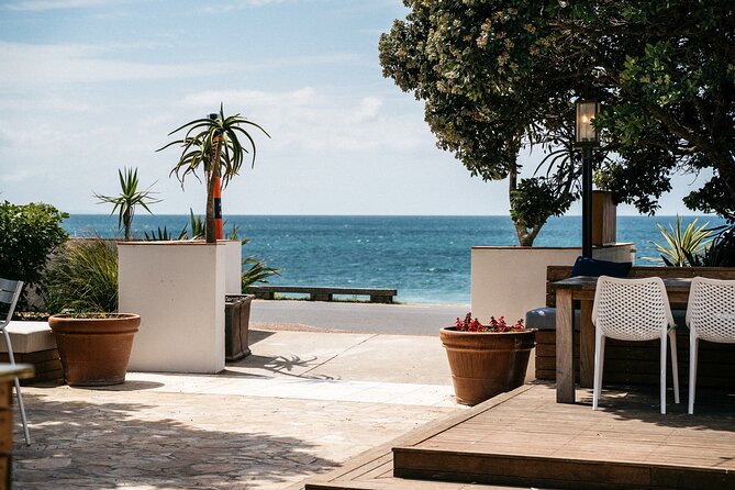 Private Essence of Waiheke Wine Tour - Stop 3: Mudbrick Vineyard Lunch and the Two-Course Bonus