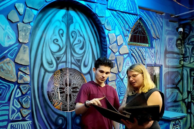 Private Group Puzzle-Solving Adventure Game: Atlantis - From Victoria Street to a Secret-Agent Briefing