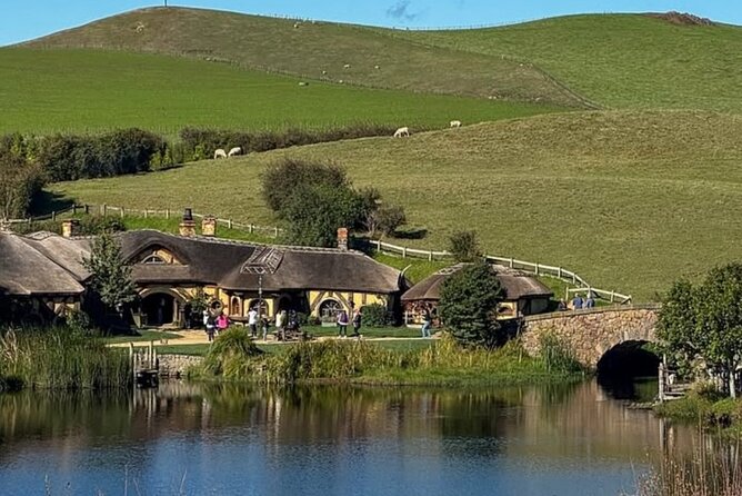 Private Hobbiton Movie Set and Rotorua Day Trip from Auckland - How the guide and driver shape a day this long