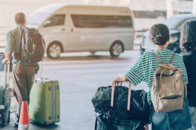 Private One-Way Transfer: Auckland Airport to Auckland City Hotel - The Toyota Hybrid Ride, Built for Comfort and Bags