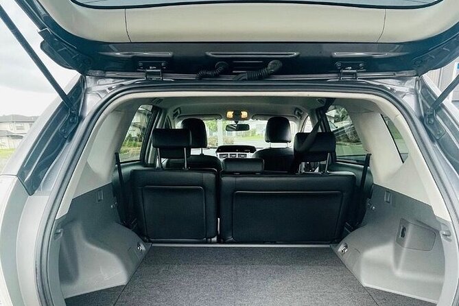 Private One-Way Transfer: Auckland Airport to Auckland City Hotel - Price and Value: $67.64 Per Group, Up to 3