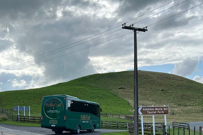 Private Round Trip Transport To Hobbiton From Auckland - After your tour: Shire’s Rest Café and shopping time