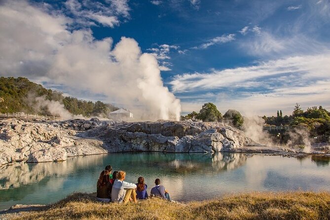 Private Tour to Rotorua’s Natural wonders and Māori Arts & craft. - Rotorua from Auckland: why a private, long-day tour works