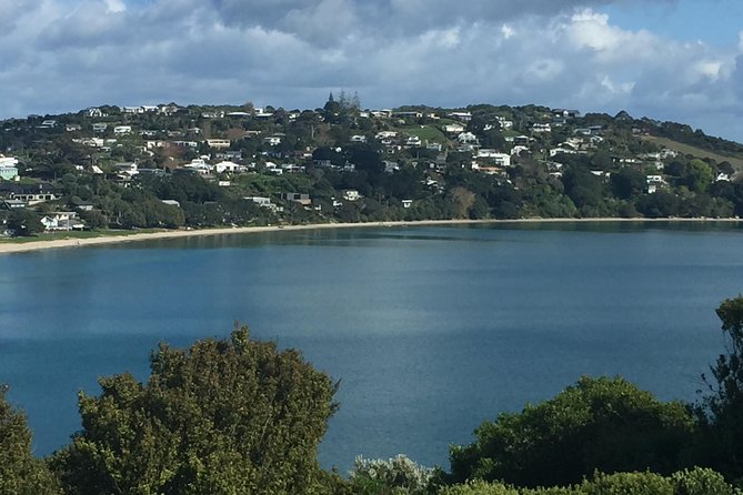 Private Tour - Waiheke Island Luxury Experience - Beach Picnic Lunch on Waiheke: How to Make It Feel Special