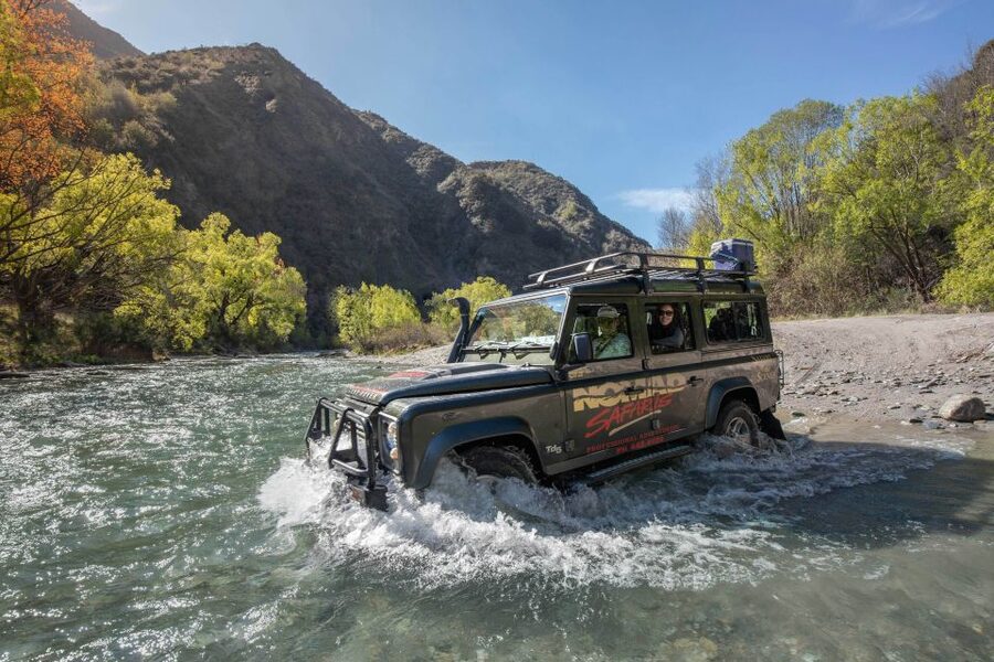 Queenstown: 4WD Lord Of the Rings Half-Day Tour - Skippers Canyon Road and Lighthouse Rock for the final payoff