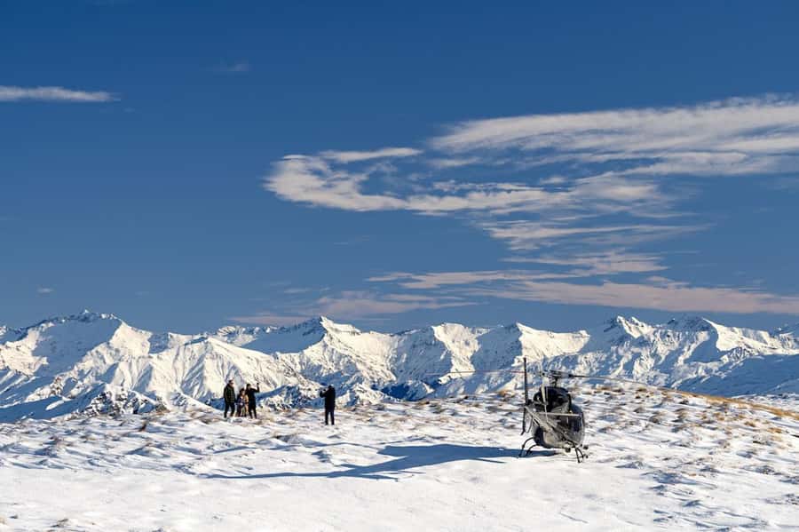 Queenstown Helicopter Flight with Snow Landing | 30 mins - Shared Flight Reality: Seats, Weight Checks, and What It Means for Photos