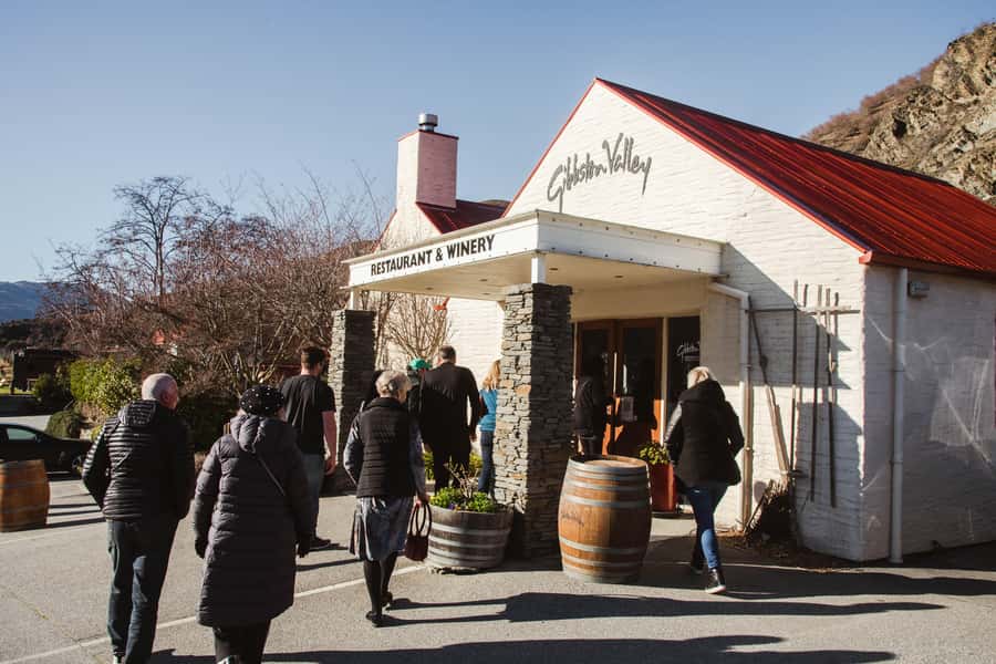 Queenstown: Helicopter & Wine Tasting Tour - Price and Value: $523 for a Flight Plus a Big Tasting Day