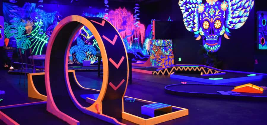 Queenstown: Indoor Putt 'n' Glow Mini Golf - Thrillzone Queenstown: what this glow mini golf really is
