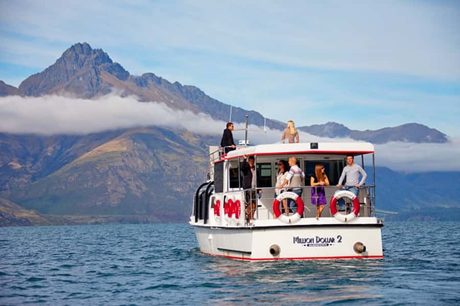 Queenstown: Lake Wakatipu Scenic Cruise - Why this 90-minute Lake Wakatipu loop feels calm