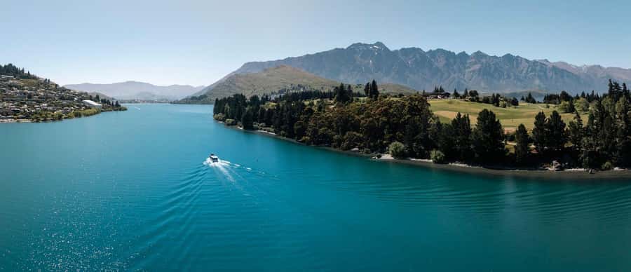 Queenstown: Lake Wakatipu Scenic Cruise - Value and practical expectations for your money