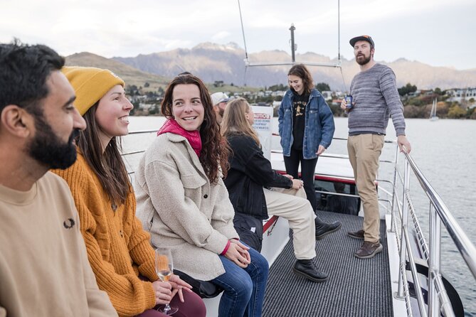 Queenstown: Lake Wakatipu Scenic Cruise (90 Minutes) - Frankton Arm and the return: where local water life shows up