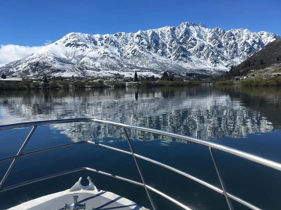 Queenstown: Lake Wakatipu Scenic Cruise - The 360-degree views: Remarkables, Cecil Peak, and Kelvin Heights