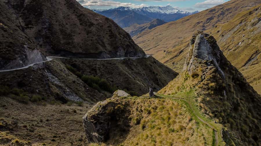 Queenstown: Lord of the Rings Locations Half-Day Tour - Kawarau River Argonath and Lake Hayes, two different kinds of dramatic