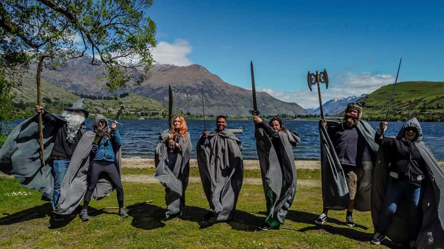 Queenstown: Lord of the Rings Locations Half-Day Tour - Skippers Canyon viewpoints and the Arrowtown stop you will actually remember