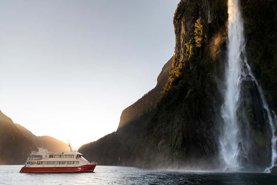 Queenstown: Milford Sound Cruise & Helicopter Alpine Tour - How the Helicopter Flight Changes Milford Sound