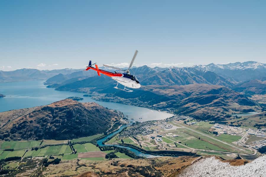 Queenstown: Pilot's Choice Helicopter Tour & Alpine Landing - From Your Hotel to the Helicopter Base, Smooth and Simple