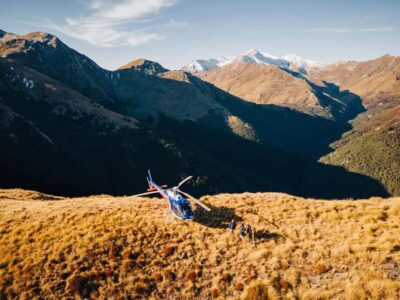 Pilot’s Choice Helicopter Tour & Alpine Landing