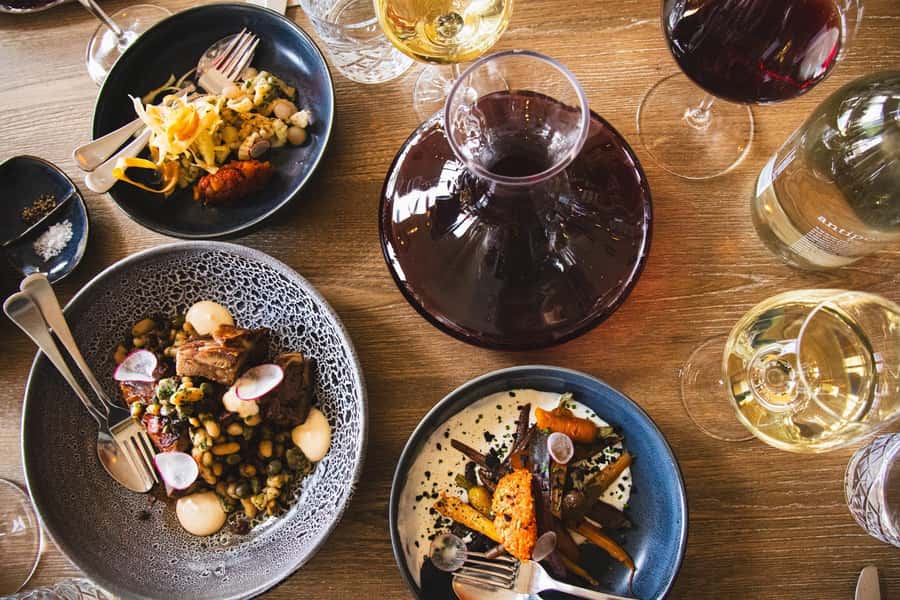 Queenstown: Premium Full-Day Central Otago Wine Tasting Tour - Key things to know before you pour a glass