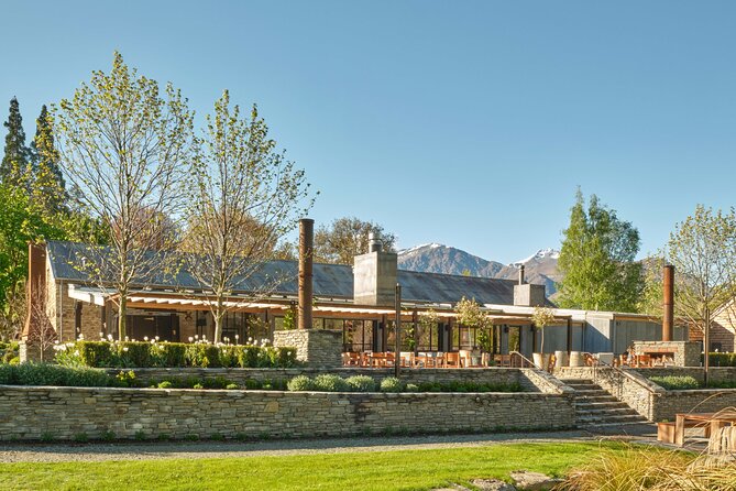 Queenstown Progressive Dinner & Wine Tour | 3 Stunning Locations - Wine, food, and the Central Otago pairing approach