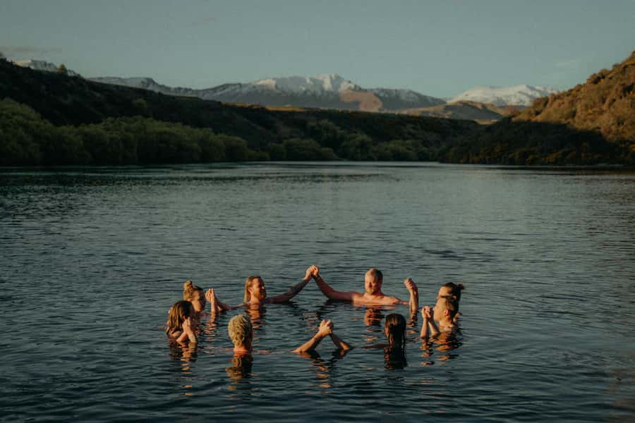 Queenstown: Riverside Sauna and Cold Plunge Experience - A wood-fired sauna session that actually feels like a ritual