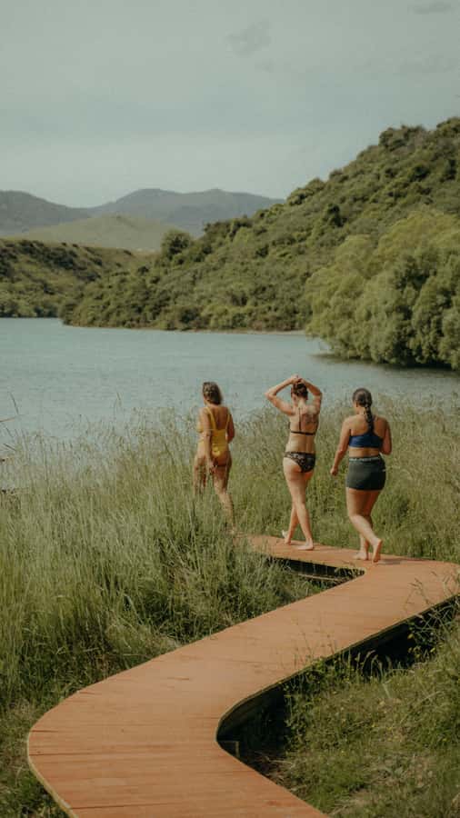 Queenstown: Riverside Sauna and Cold Plunge Experience - What to bring, and the gear you will actually use
