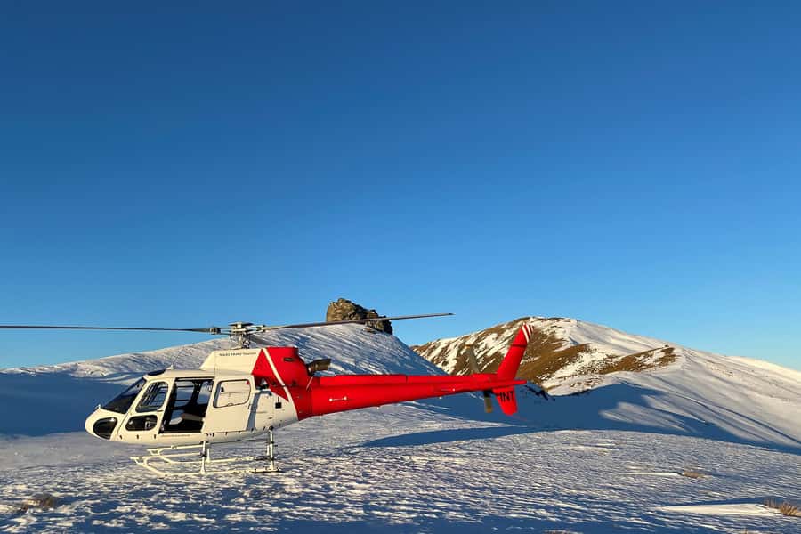 Queenstown: Scenic Alpine Heli-Flight - Fast Flight, Real Landing Above Queenstown