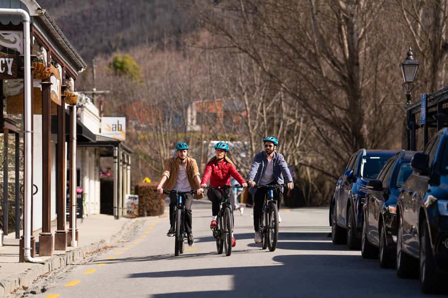 Queenstown: Self-Guided Bike Ride on the Arrow Bridges Trail - Standard Bike vs E-Bike: How to Choose for Your Fitness
