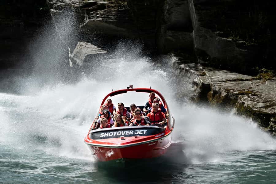Queenstown: Shotover River Extreme Jet Boat Experience - The 25-Minute Blast: Speed, Rapids, and Those 360-Degree Donuts