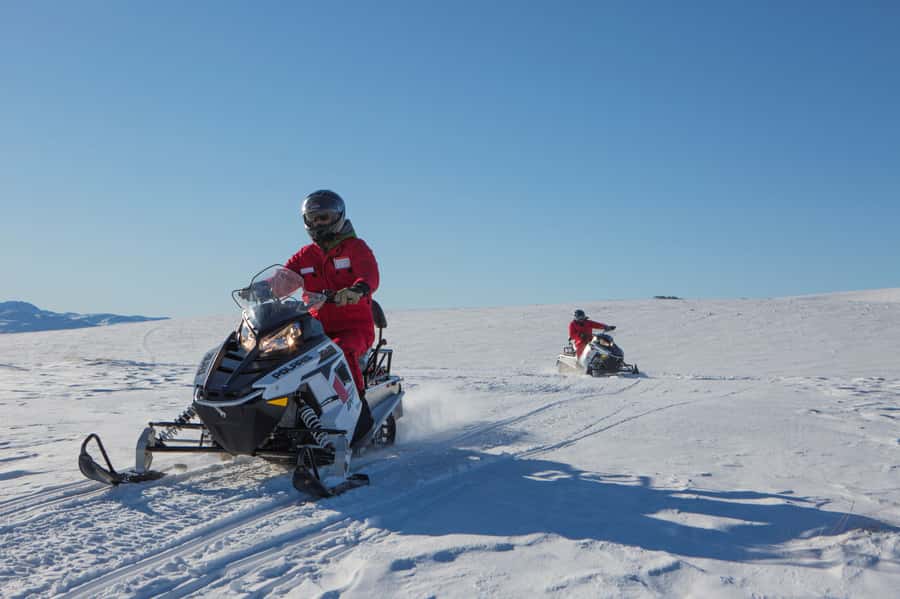 Queenstown: Snowmobiling Experience with Helicopter Flight - Landing on the Garvie Mountain Range Plateau: The Moment It Turns Real