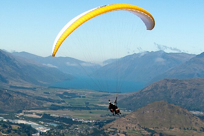 Queenstown Tandem Paragliding from Coronet Peak - Meet your pilot: safety first, comfort second, fun always