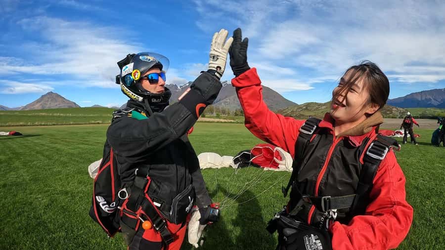 Queenstown: Tandem Skydive Experience - Safety and the tandem master factor: why people leave feeling calm