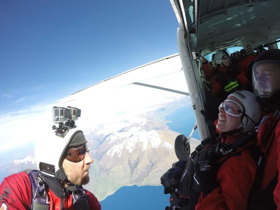 Queenstown: Tandem Skydive Experience - The aircraft segment: what to expect before the door opens