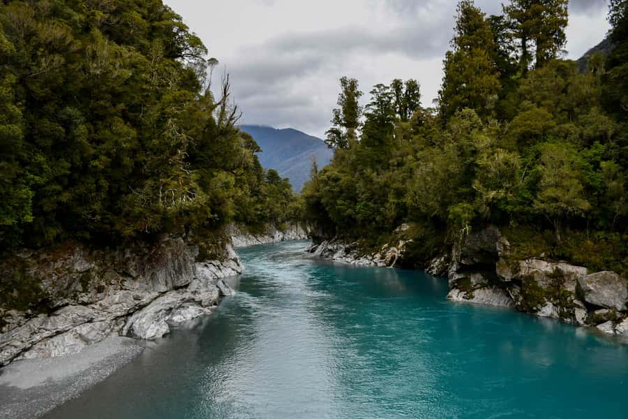 Queenstown to Franz Josef Tour via Wānaka (One-Way) - Lake Matheson: your longer stop before the final Franz Josef arrival