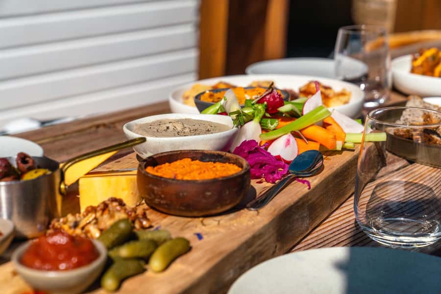 Queenstown: Walter Peak Garden to Table Experience - Going From Farm Work to Return Cruise Without the Rush
