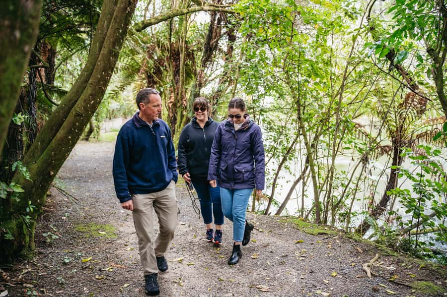 Rotorua: Explore The Lakes Half-Day Morning Tour - Hamurana Springs starts the day with redwoods and massive clarity