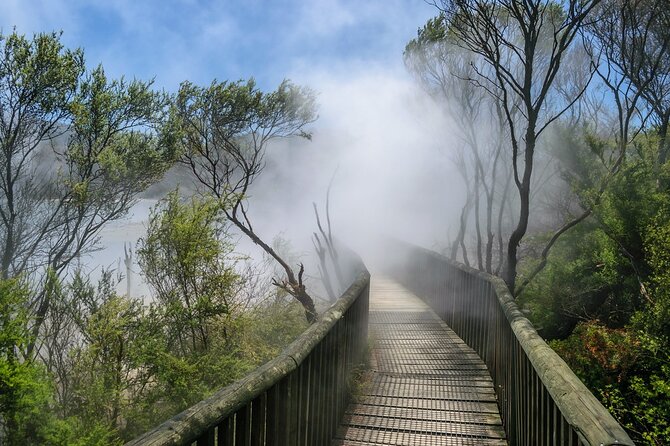 Rotorua Geothermal Living Maori Village Tour Whakarewarewa 6.5hours Tour - Rotorua and Government Gardens: what you’re really getting in the 10 minutes