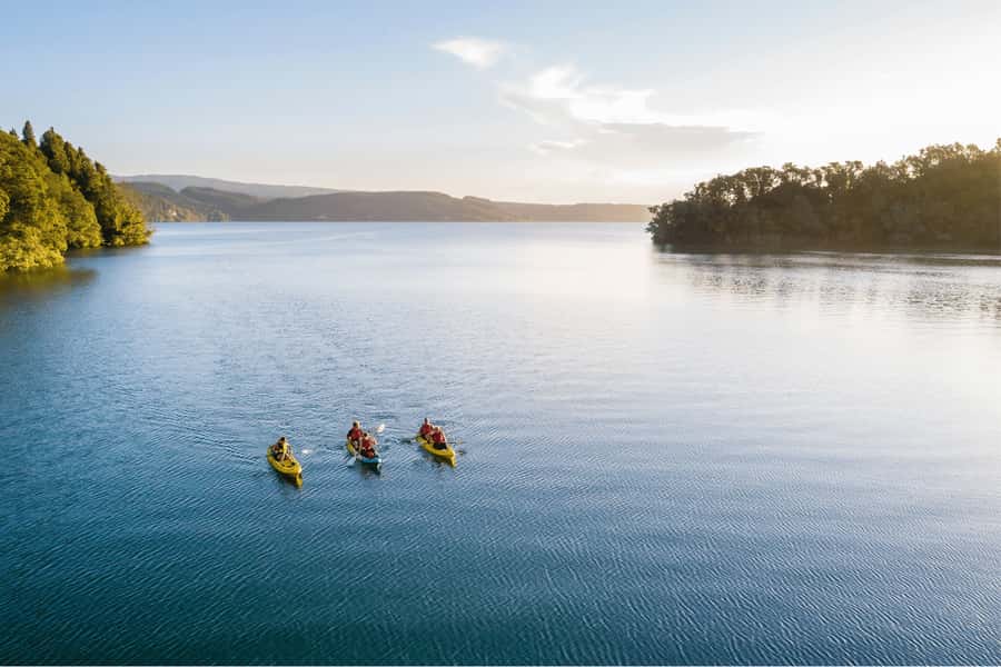 Rotorua: Glow Worm Adventure Kayak - The Secluded Beach Stop, Kiwi Snacks, and a Much-Needed Reset
