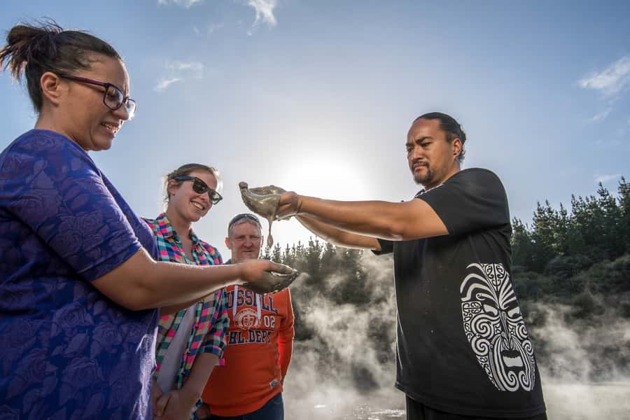 Rotorua: Hell's Gate Outdoor Mud Spa & Guided Walk - Age limits and health considerations before you book