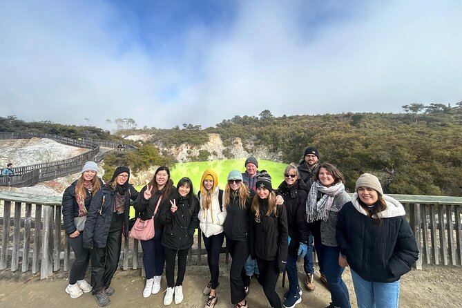 Rotorua Highlights inc. Waiotapu & Te Puia Day Tour from Auckland - Rotorua city highlights from the bus: worth it, but brief