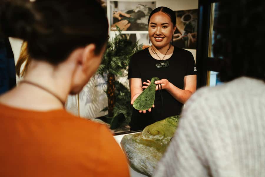Rotorua: Jade Carving Experience at a Local Studio - Who this Rotorua jade studio visit is best for